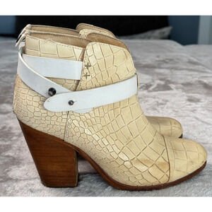 Rag & Bone Harrow Ivory White Croc Embossed Leather Cap Toe Boots Womens 7 EU 37